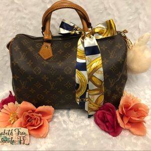 AUTH. Louis Vuitton Monogram Speedy 30